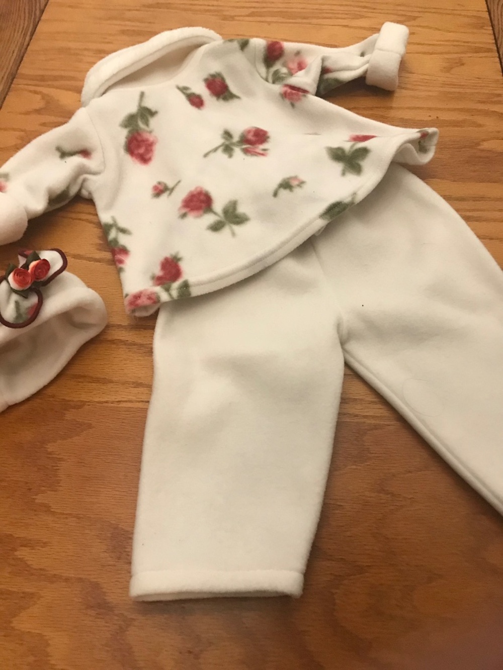 FLORAL PINK/CREAM FLEECE OUTFIT SIZE 12 MONTHS - Picture 3 of 5